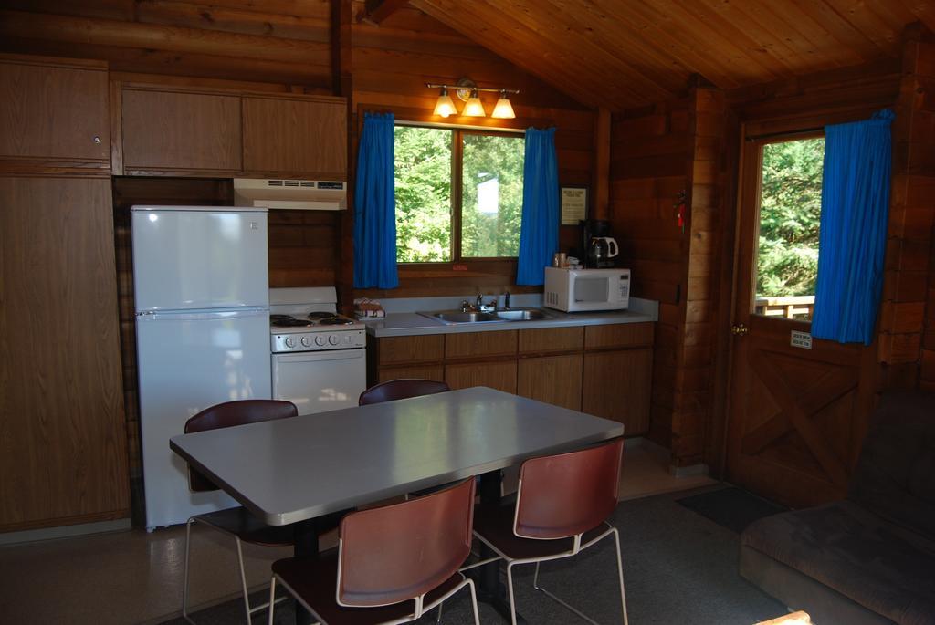 La Conner Camping Resort Cabin 7 Exterior photo